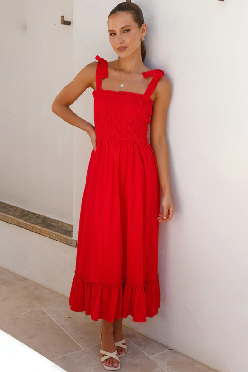 Kleid – gerüscht, gesmokt, Rüschen, Saum, ärmellos
