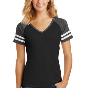 District Game T-Shirt – Damen, V-Ausschnitt – DM476