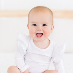 Body – Weiß, Flatterdetail, Langarm – L/S