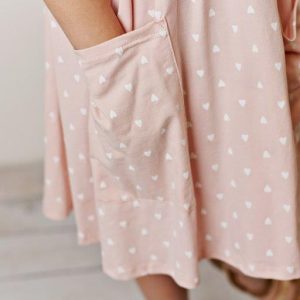 Schwingendes Kleid – Rosa, Herzmotiv
