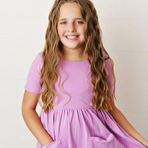 Schwingendes Kleid – Violett