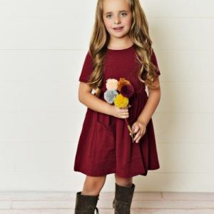 Schwingendes Kleid – Bordeauxrot