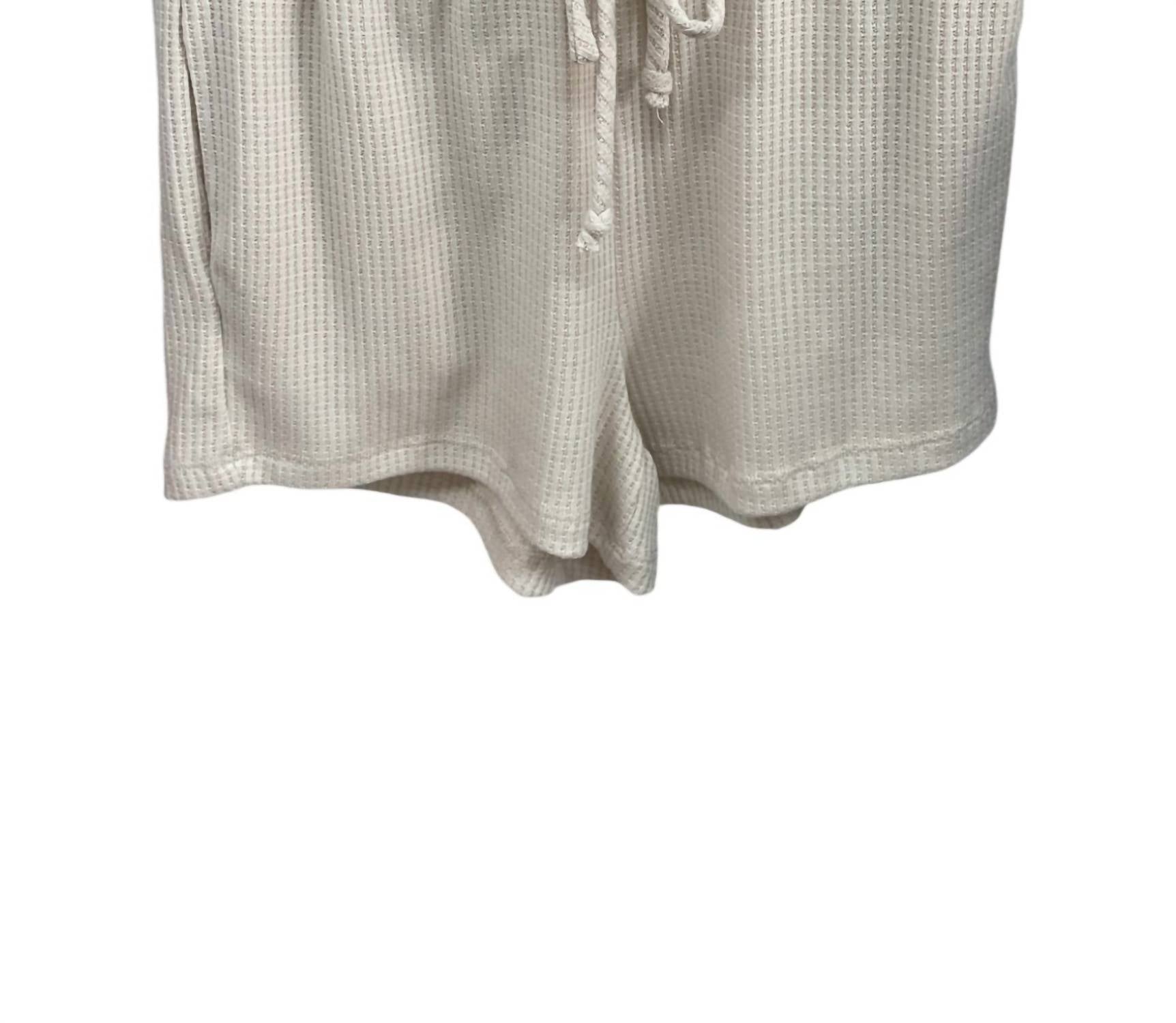Damen-Shorts mit Waffelstruktur – Farbton „Oatmeal“