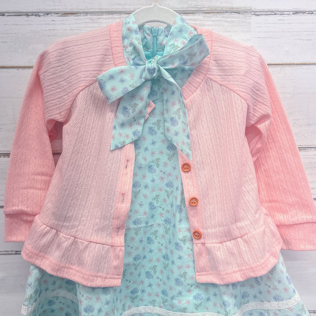 Strickjacke – Hellrosa, Frühling, Rüschen