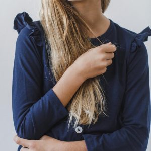 Strickjacke mit Rüschen – Marineblau