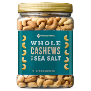 Member's Mark geröstete ganze Cashewkerne mit Meersalz, 33 oz