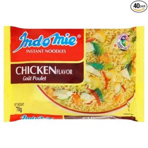 Indomie Instant-Nudeln mit Hähnchengeschmack